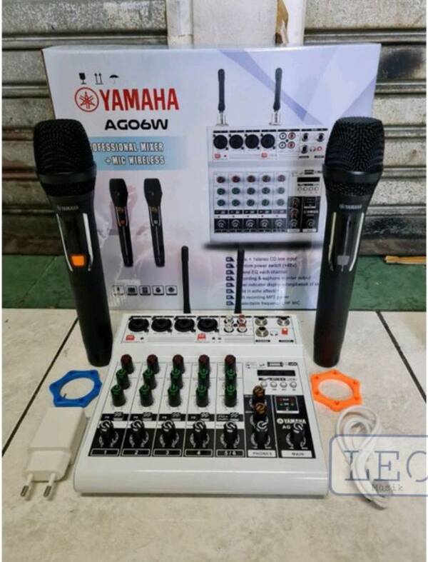 Yamaha Mixing Console