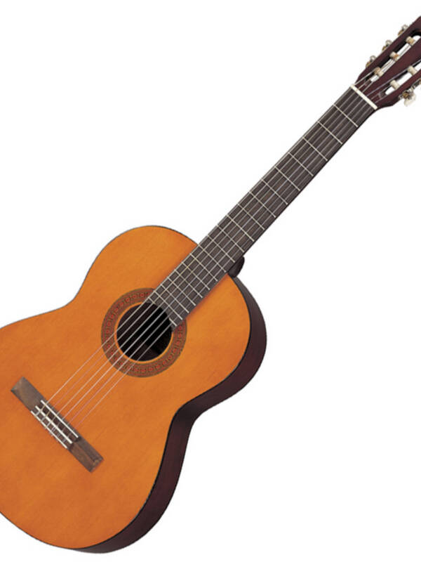 YAMAHA CLASSIC GUITAR