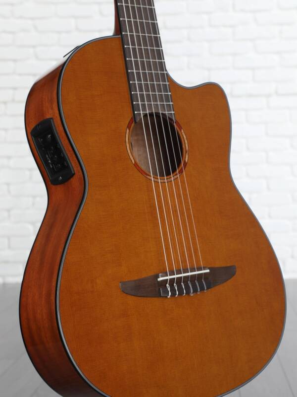 NCX1C NATURAL (Acoustic-Electric Nylon-String / Body Shape : CG Cutaway (Warm TN)...