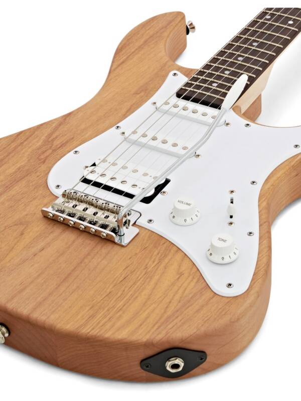 YAMAHA ELECTRIC GUITAR