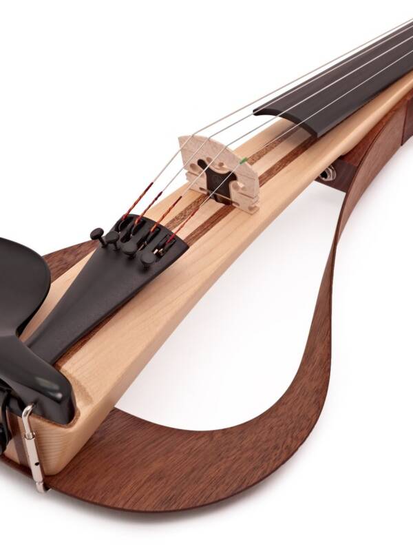 Yamaha Electric Violin, Black, 4 String - Natural